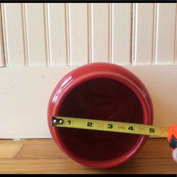 Rae Dunn RED Ceramic Container with Lid - Picture 4 of 4